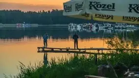 Wschód słońca nad jeziorem Bocznym, port Tło Dla Mew - zdjęcie 24