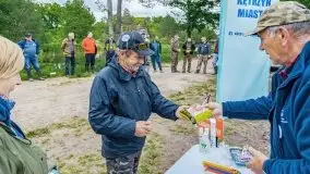 Majowe zawody wędkarskie nad kanałem mazurskim - zdjęcie 180