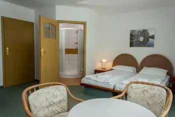 Domki, pokoje - Wioska Rowerowa - zdjęcie 33