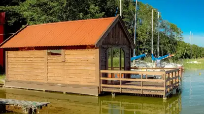 Domek na wodzie, jezioro Nidzkie - zdjęcie 4