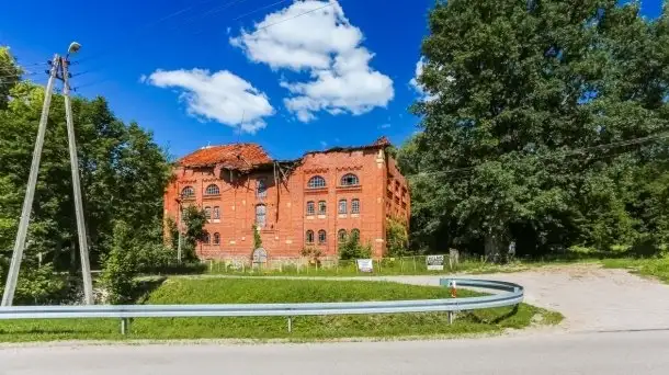 Zabytkowy młyn - spichlerz - Żywki