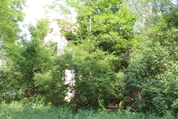 Nieduże poniemieckie siedlisko, 5 km od Karwicy i jeziora Nidzkiego - zdjęcie 16