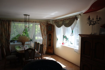 Dom na spokojnym osiedlu w Piszu blisko jeziora Mazury - zdjęcie 22