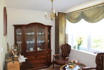 Dom na spokojnym osiedlu w Piszu blisko jeziora Mazury - zdjęcie 19