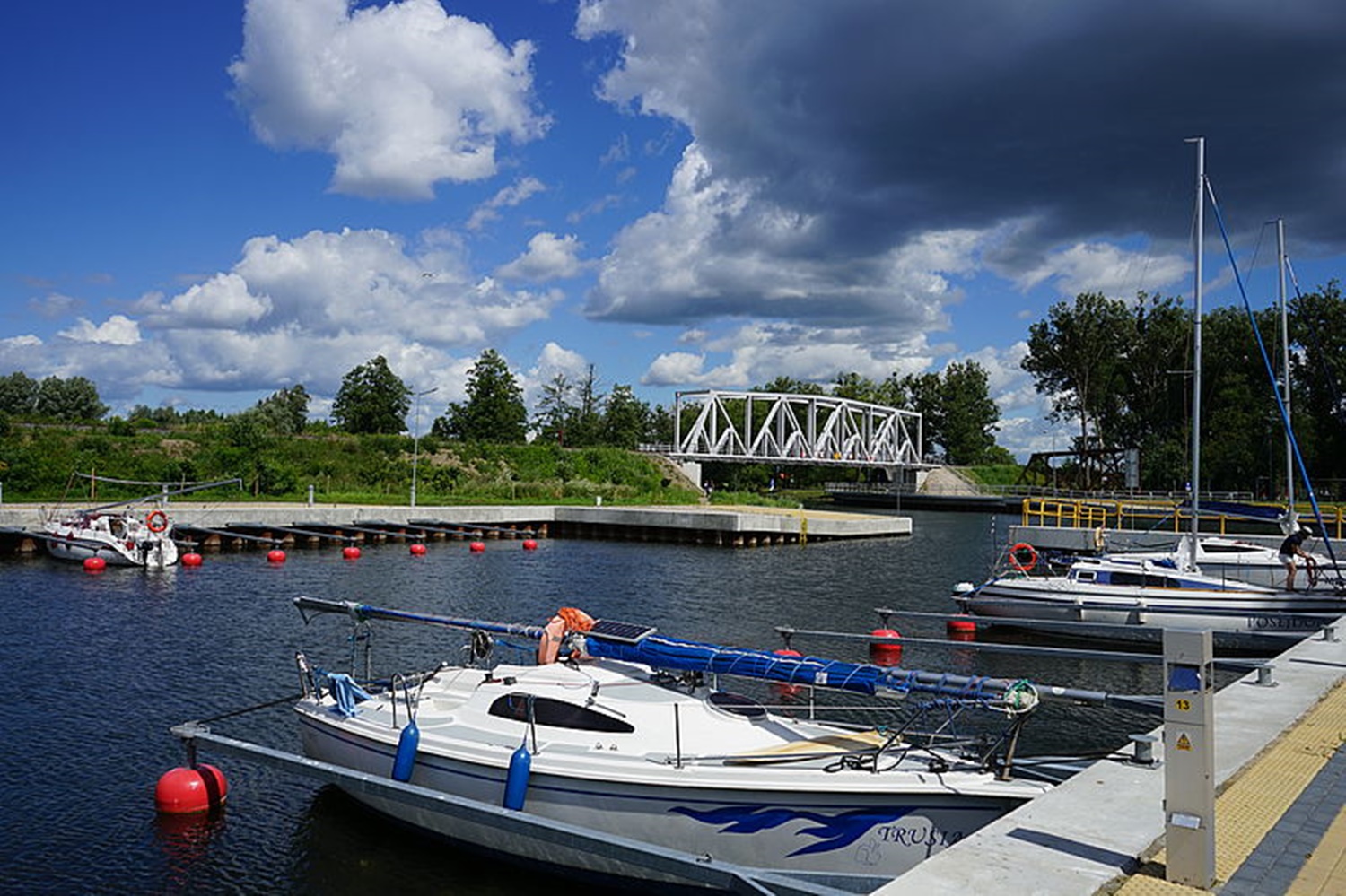 Port nad Pisą nabiera wiatru w żagle