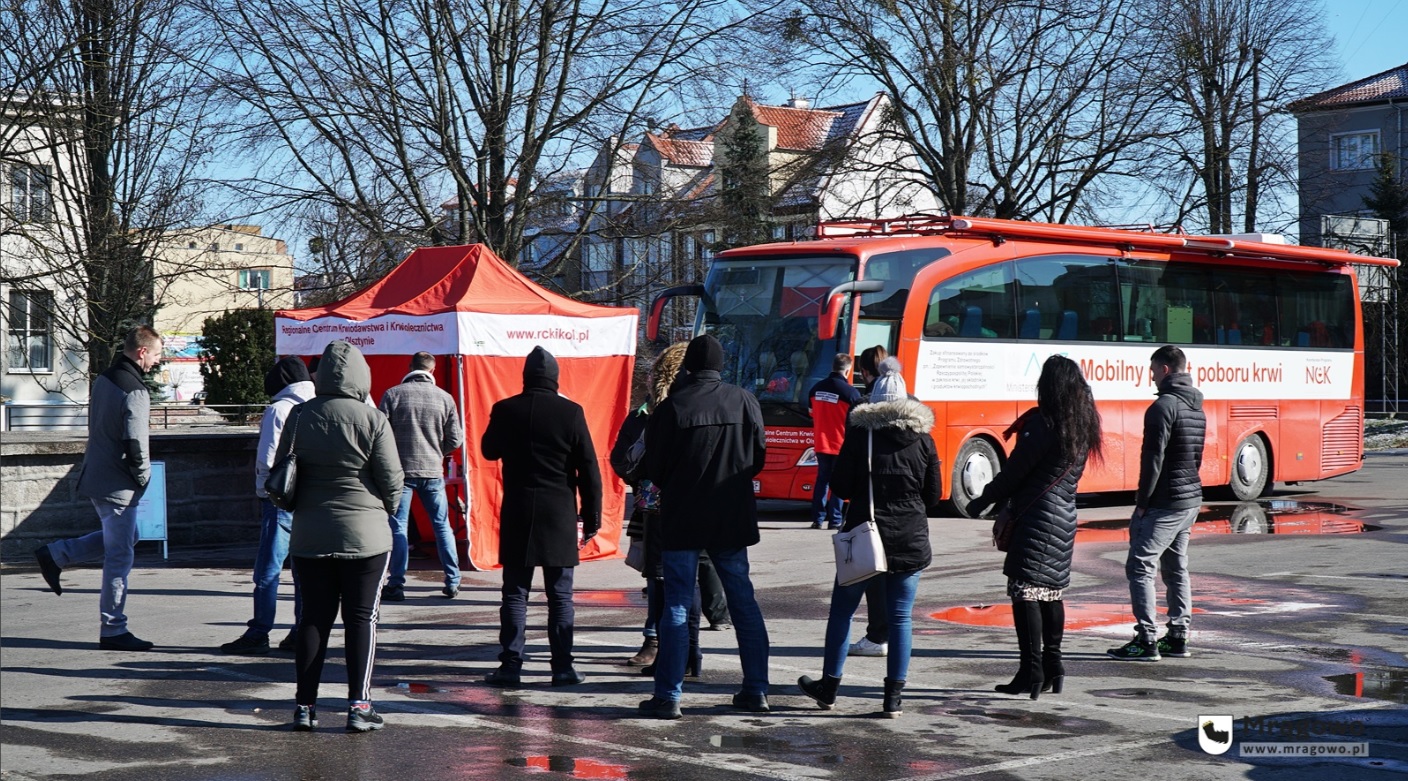 Mrągowianie oddali krew aby wspomóc walkę z koronawirusem